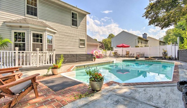 Bel Air Apartment with Pool about 2 Mi to Main St