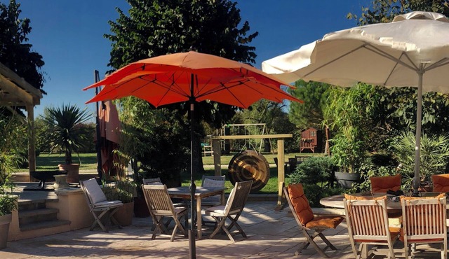 BEL Appartement Dans Propriété DE Caractère, Avec Piscine Chauffée