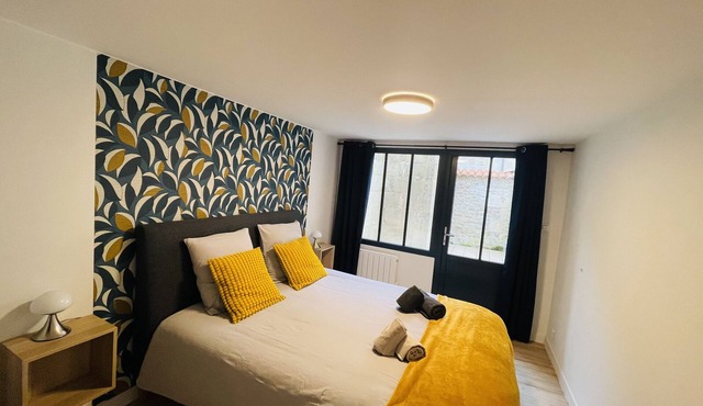 Bel Appartement Avec Cour Privée