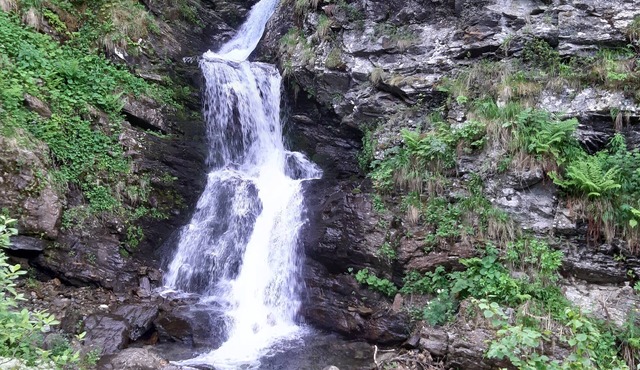 BEL APPARTEMENT 2016 SPACIEUX TT CONF. QUIET IDEAL SKI CURE REST HIKING