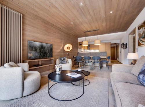 Bel appartement 4 pièces avec terrasse et parking, à 350m du centre de Val d'Isère - FR-1-567-40