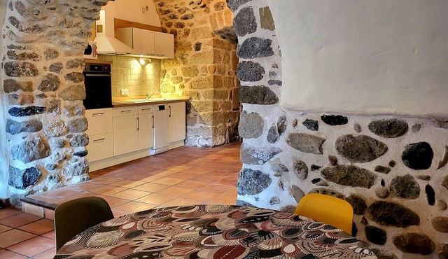 Bel Appartement en sud Ardèche au Bord de la Rivière