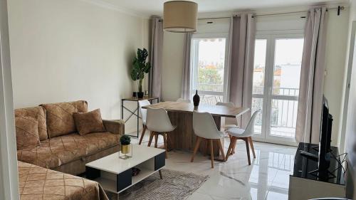 Bel Appartement spacieux T4 avec 2 Parkings privée Gratuit