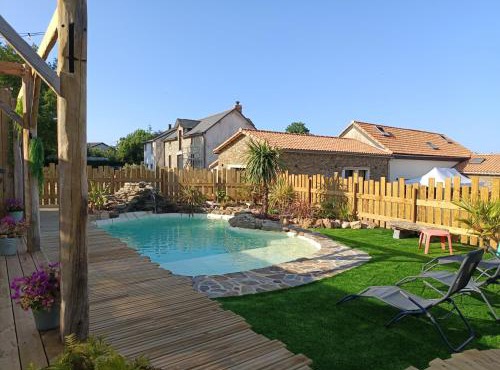 Bel des Prés - Mantéros - Piscine partagée