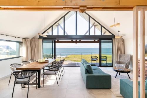 Bel Horizon - Waterfront Villa