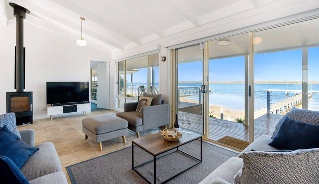 Beladura-35 Goolwa Channel Drive, Hindmarsh Island