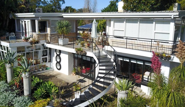 BelAir - a mid century pad in the heart of Berry