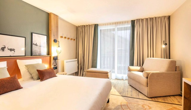 Belambra Clubs Les 2 Alpes Les Crestes - All inclusive - Premium Room 2 Adults Corner Night View Impregnable