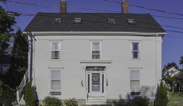 Belfast Second Floor Apartment