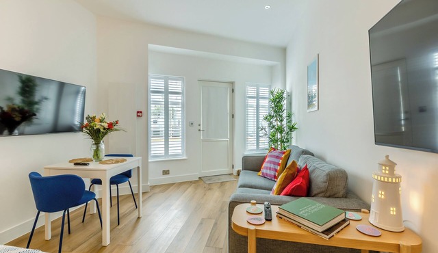 Belgrave Sands Apartment