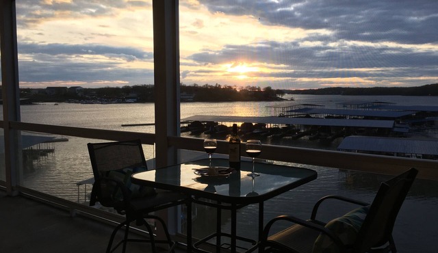 Believe 5 Star Reviews! Luxurious upscale Lands End Connecting condo. AmazingVi