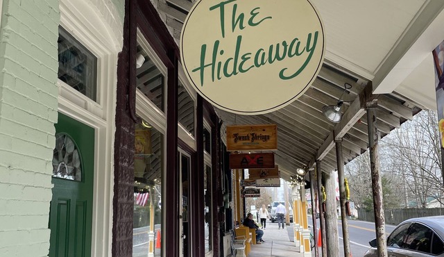 Bell Buckle Hideaway - Downtown Bell Buckle, TN