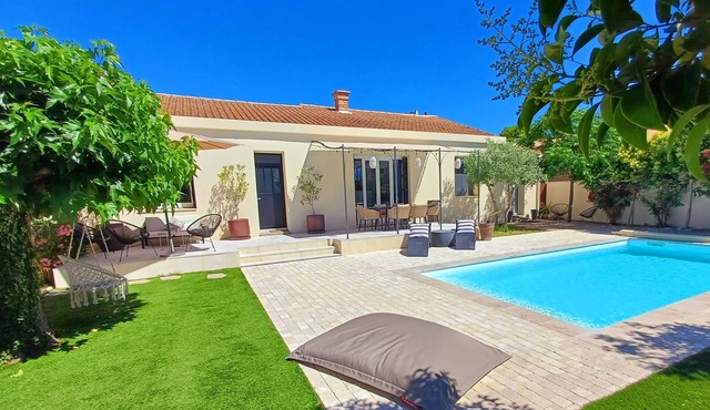 Belle Villa Avec Piscine Privée Près D'avignon