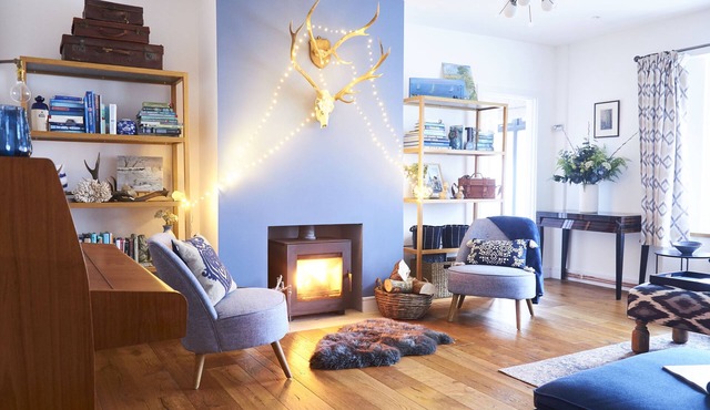 Bell Lodge 'AA Five Star' home close to West/East Wittering beaches sleeps 14