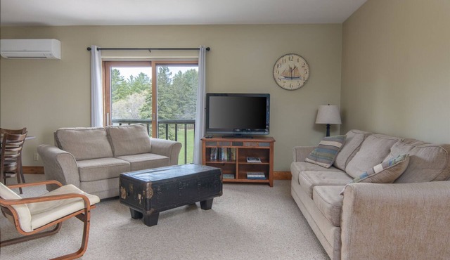 Bell Street Lodging-Retreat