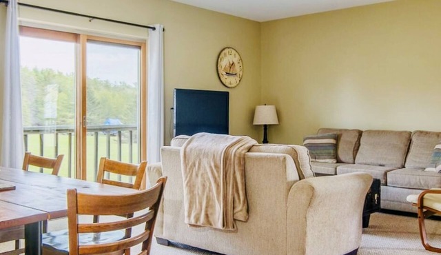 Bell Street Retreat Downtown Madeline Island