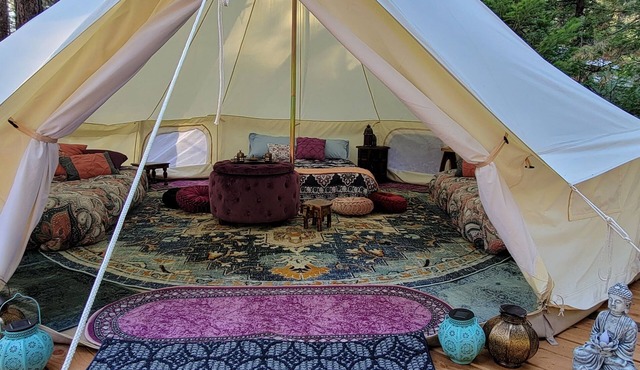 Bell Tent at Bigfoot Lodging Lassen