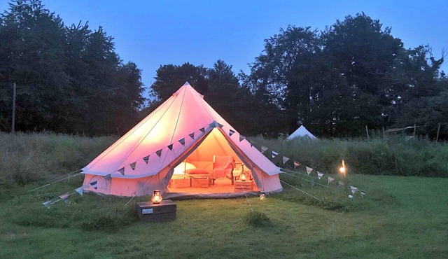 Bell Tent Retreat in Norfolk Countryside