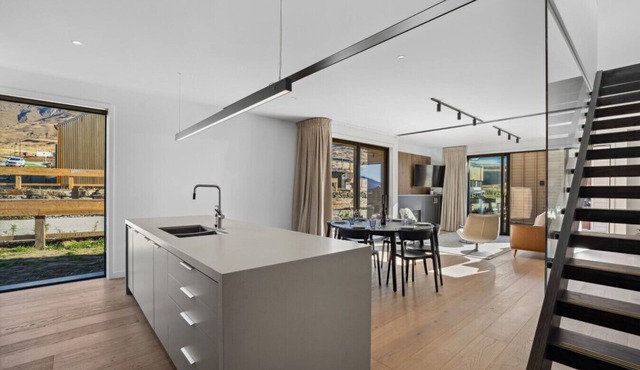 Bella Coola by Mt Cardrona Station