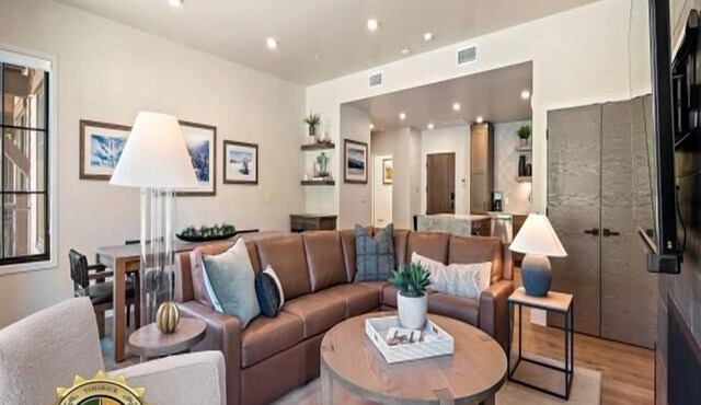 Bella Donne | Includes Two 1-Day Lift Tickets