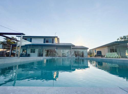 Bella Luna Beach Front - 3 bed