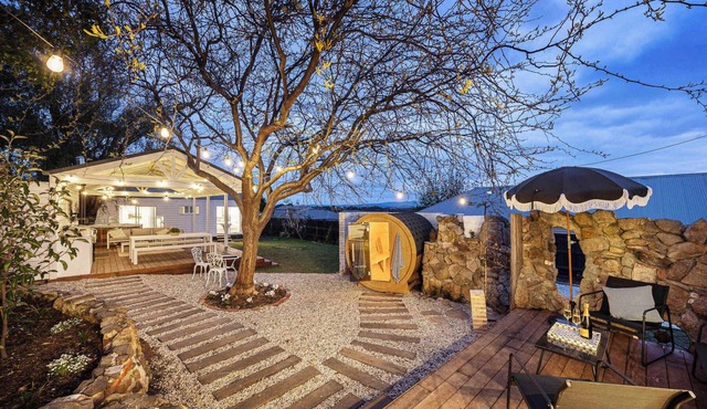 Bella's Cottage Yarra Valley | Spa & Sauna