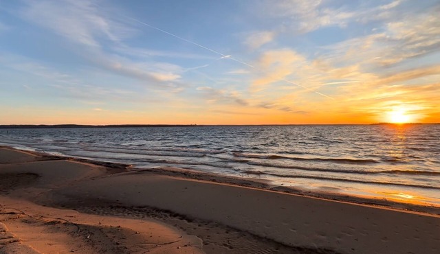 Bella Spiaggia! Long range big water views and SANDY BEACH front property!