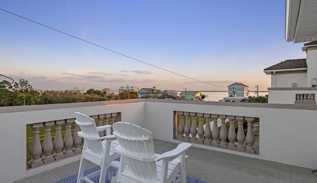 Bella Villa Guest Suite - Amazing Location, Bay Access!