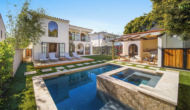 Bella Villa - Spanish Contemporary Villa Where Comfort Meets Luxury