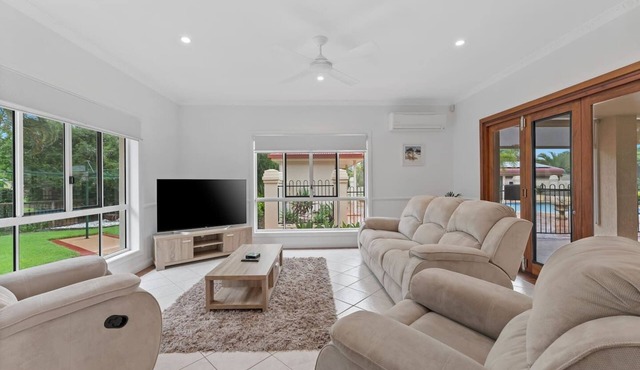 Bella Villa Sprawling Luxe Stay with Pool and Sauna