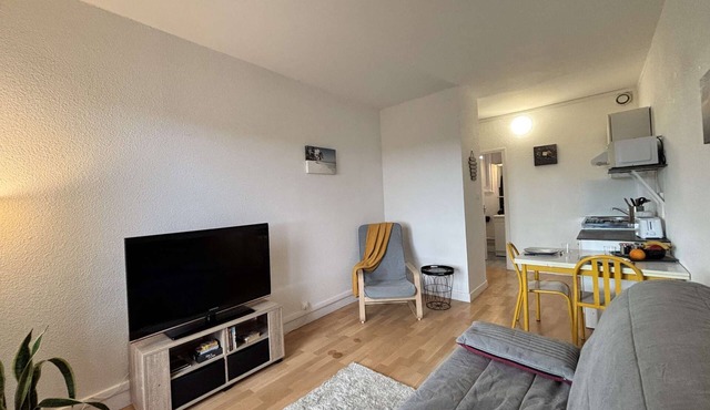Bella Vista - Studio - Balcony - Parking
