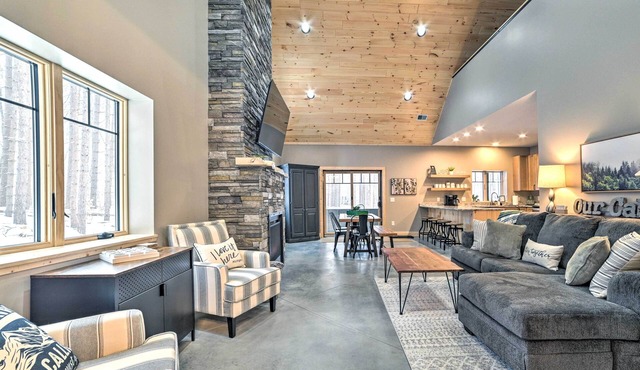 Bellaire Family Cabin: All-Season Retreat!