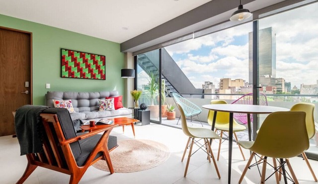 Bellas Artes & Downtown Views from a Stylish apt