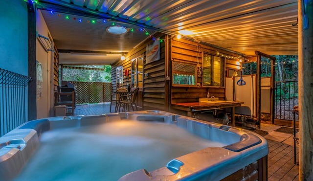 Bellbird Studio, pet friendly, glamping getaway