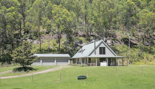 Bellbird Valley Farmhouse