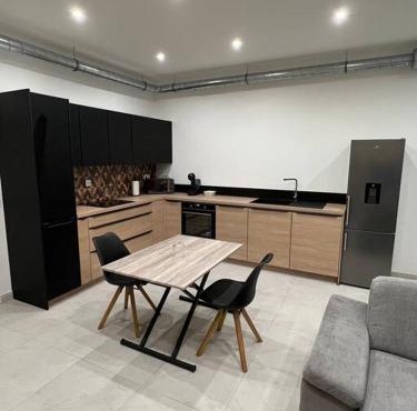 Belle appartement avec parking gratuit