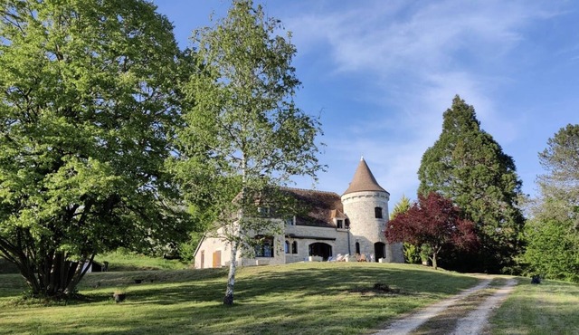 Belle demeure familiale à la campagne en Puisaye, près de Guédelon, Sancerre