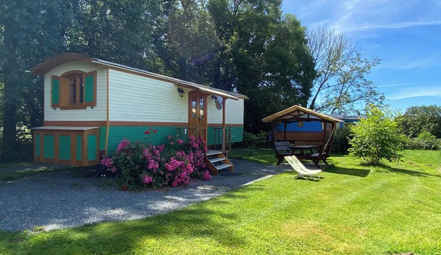 Belle Epoque Trailer of Saint-Pardoux 63440 2 places