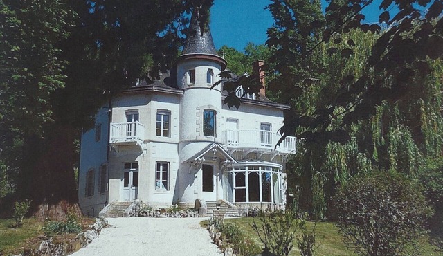 BELLE EPOQUE VILLA IN PEACEFULL PRIVAT PARK WITH STUNNING VIEW