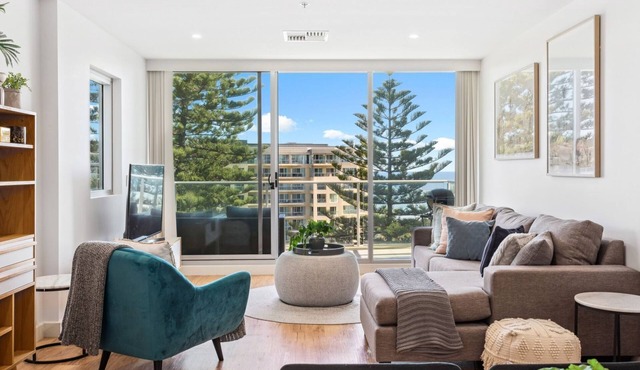 Belle Escapes - Aquarius on Colley Terrace