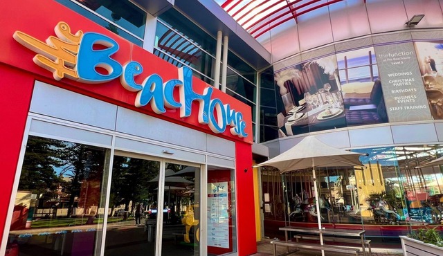 Belle Escapes - Glenelg Seaside Family Stay