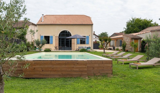Belle Maison de Village Pour 20p Avec Piscine - sud Ouest - Entre Bdx & Toulouse