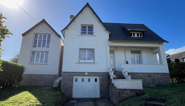 Belle Maison à Proximité des Plages de la mer D'iroise