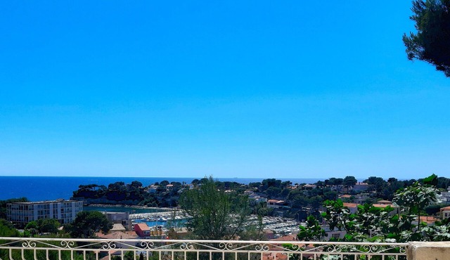 Belle Maison Avec Vue mer et Port