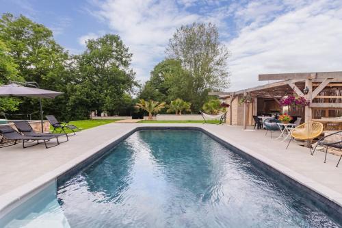 Belle maison familiale avec piscine privée