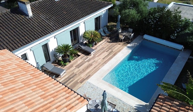 Belle Maison Lumineuse Avec Piscine Entre L'île de Ré et la Rochelle
