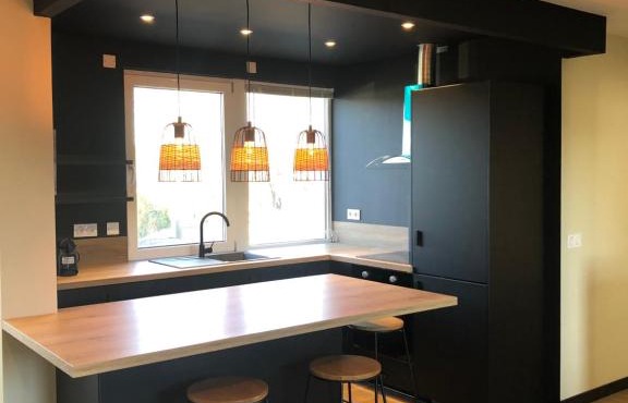 Belle maison rénovée à neuf avec terrasse - DABNB