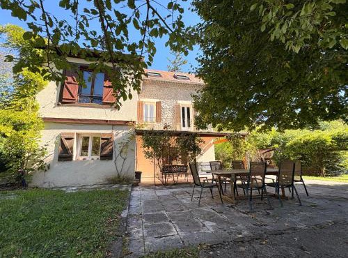 Belle maison, SPA, proche centre-ville