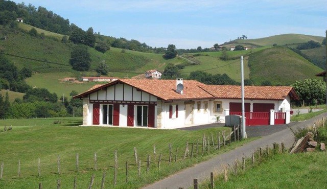 Belle Maison vue montagnes
