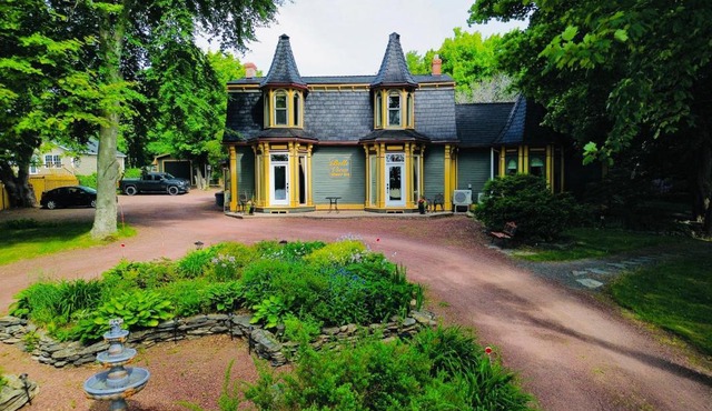 Belle View Manor Inn